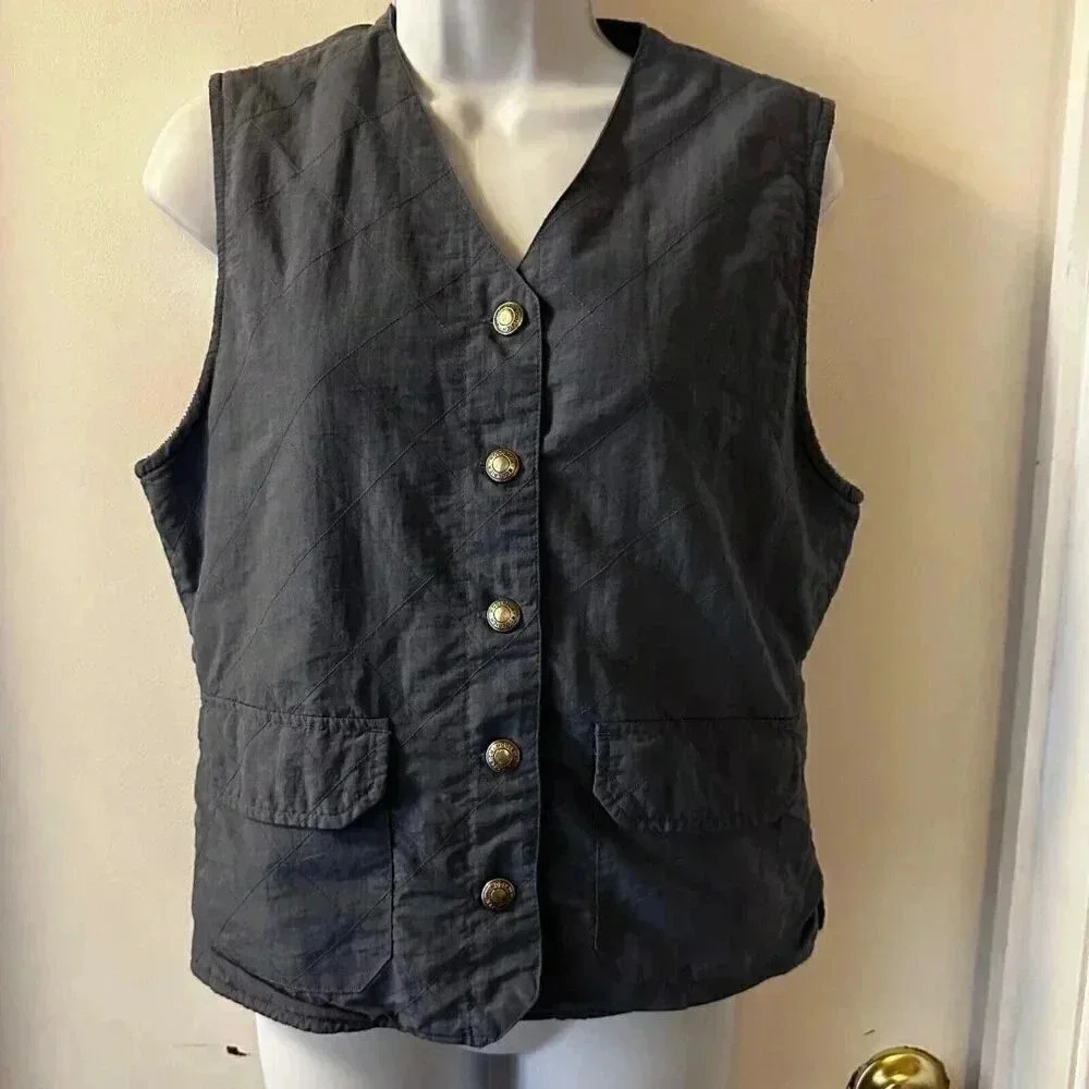 Woolrich Women's Quilted Blue Haze Vintage Nylon and Polyester Vest M